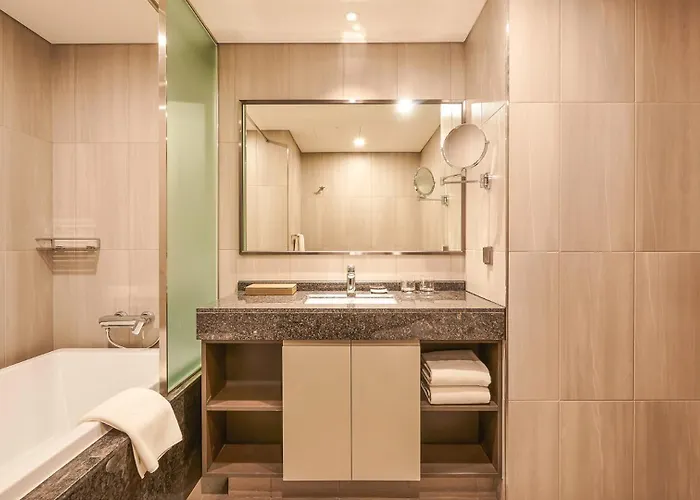 Stanford Myeongdong Hotel 3*