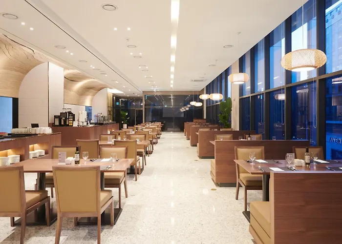 Stanford Myeongdong Hotel 3*