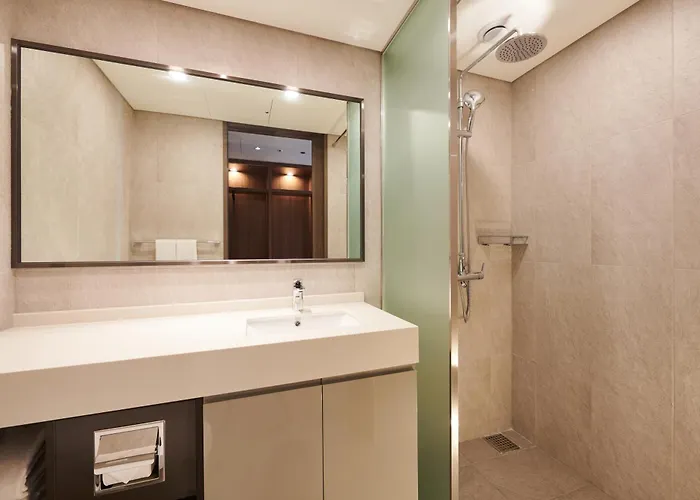 Hotel Stanford Myeongdong 3*