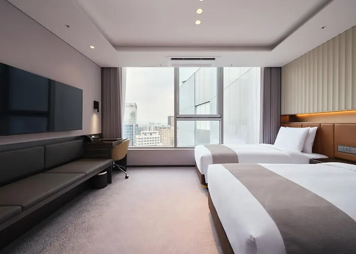 Hotel Stanford Myeongdong 3*